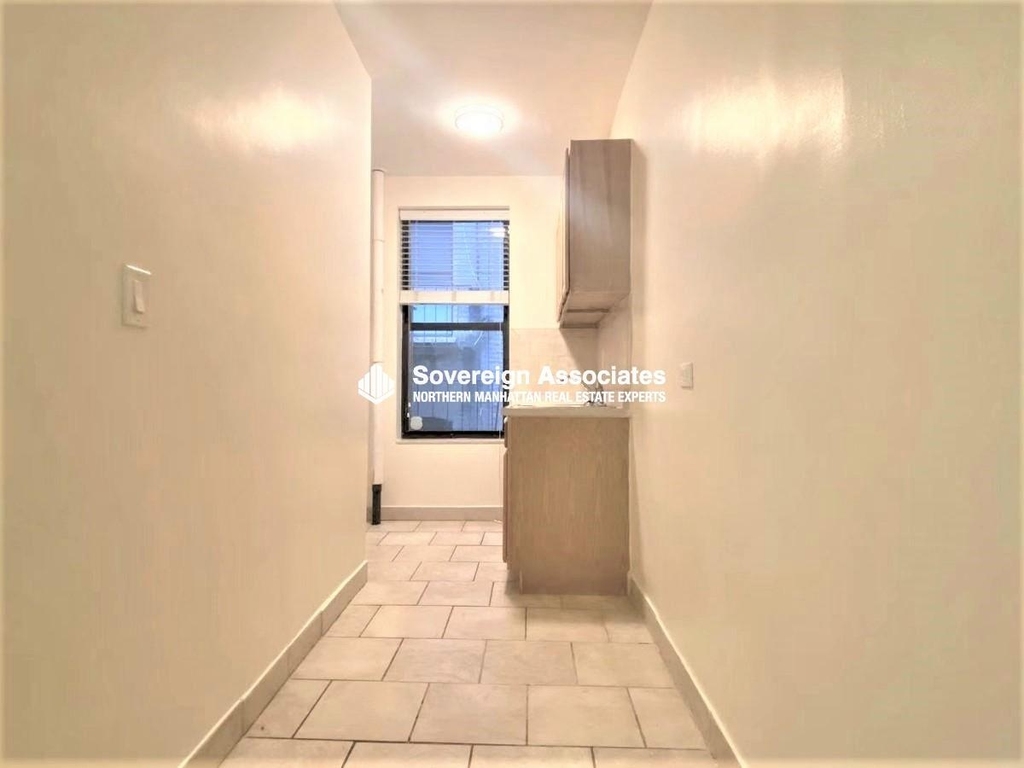 3135 Broadway - Photo 7