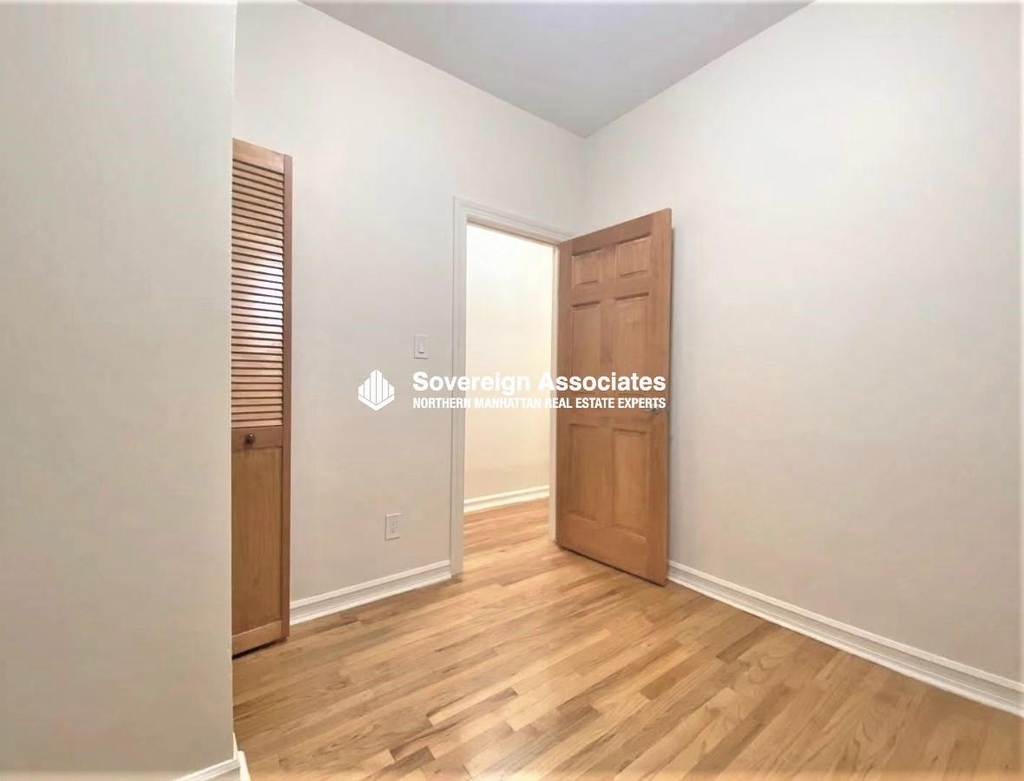 3135 Broadway - Photo 4