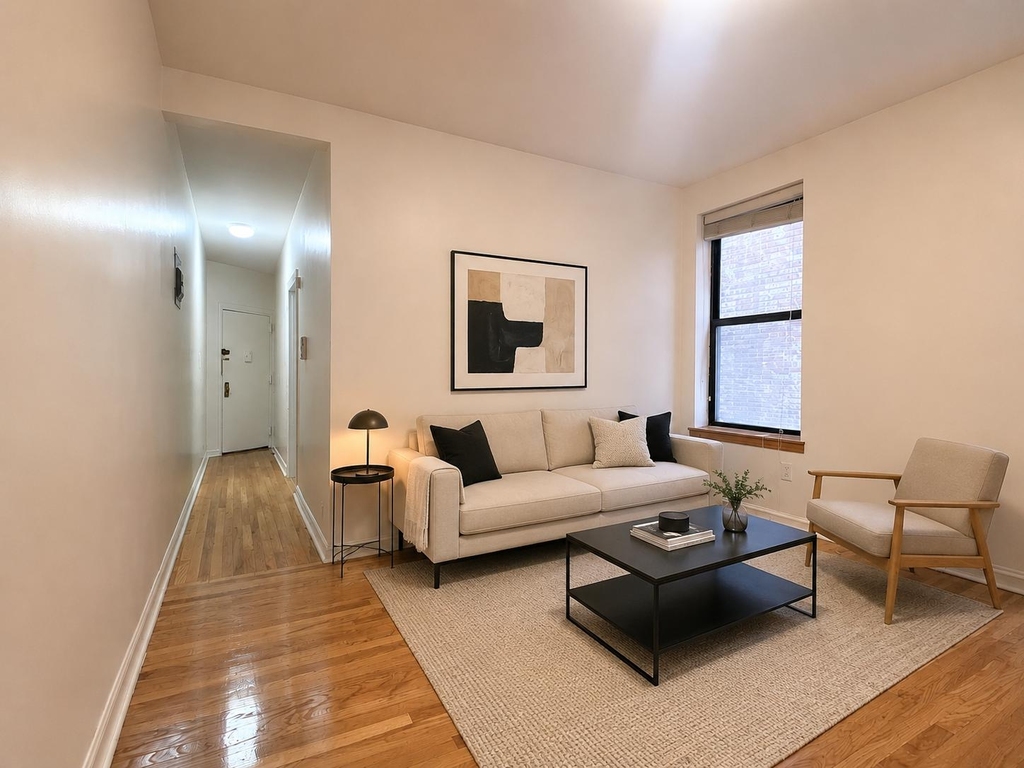 3135 Broadway - Photo 0