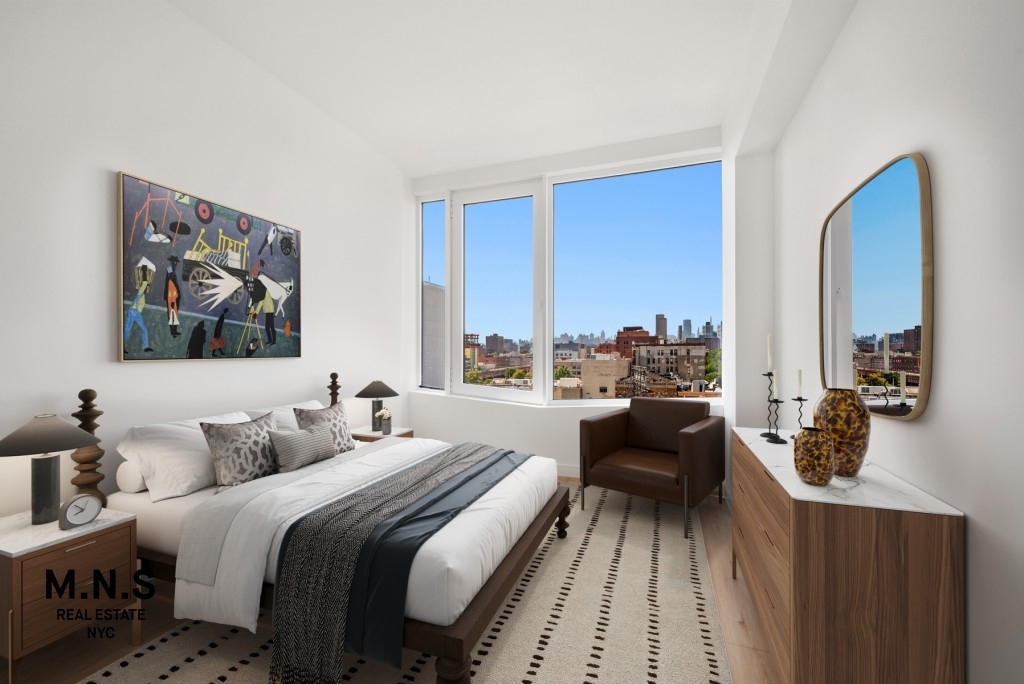 Madison Avenue - Photo 3