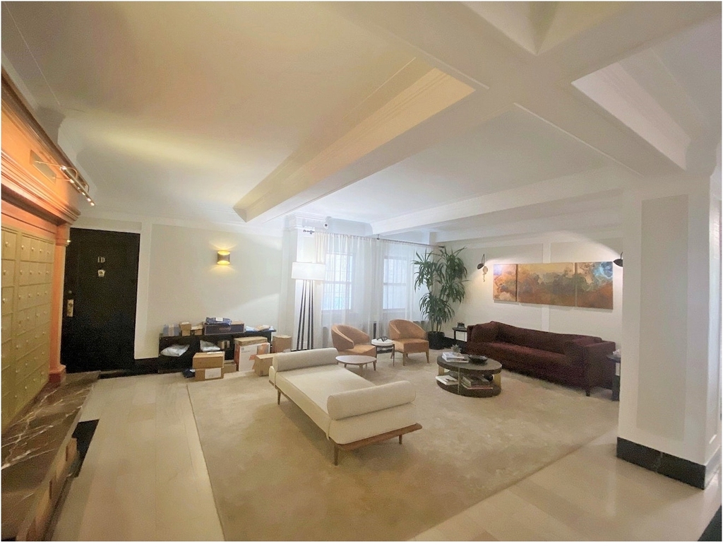 134 W 93rd St - Photo 8
