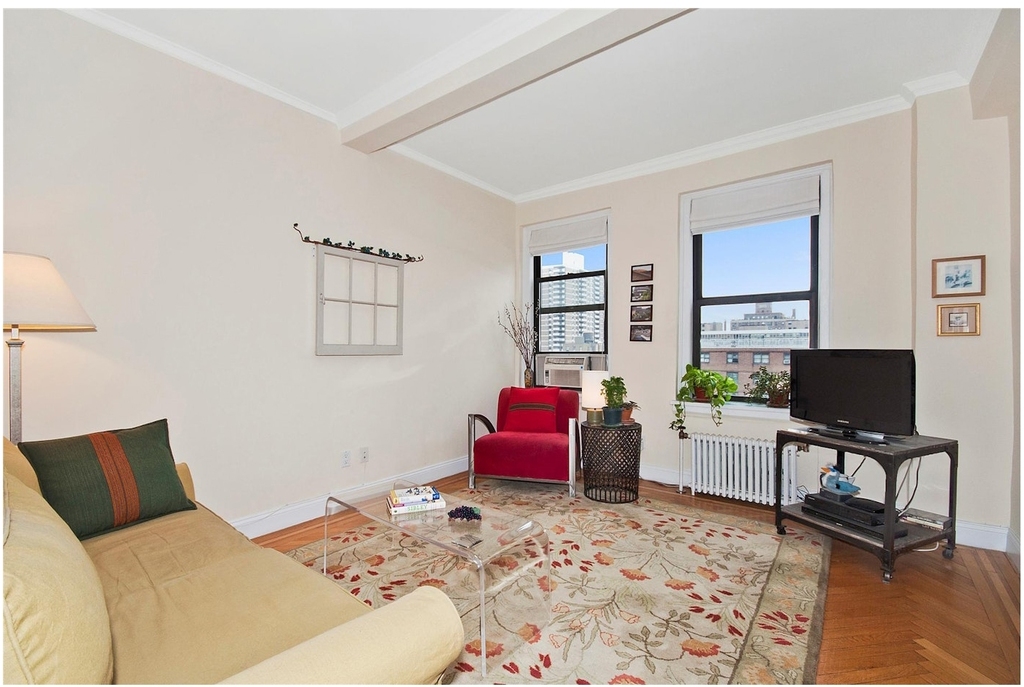 134 W 93rd St - Photo 0