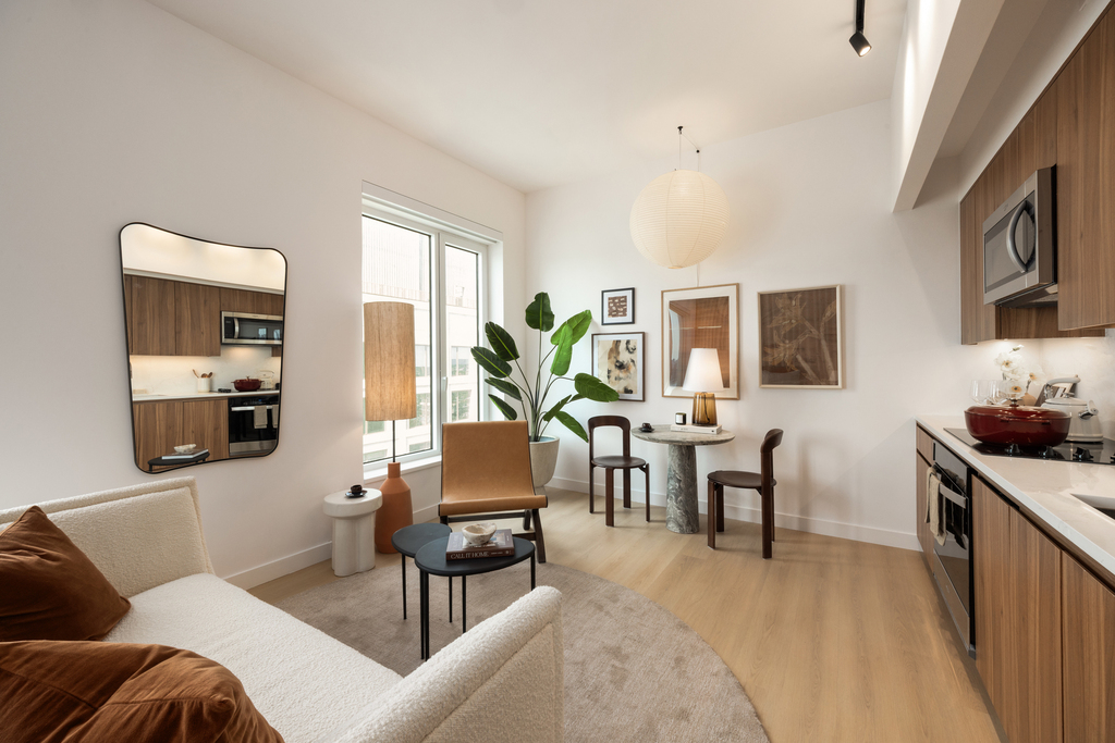 18 India St - Photo 1