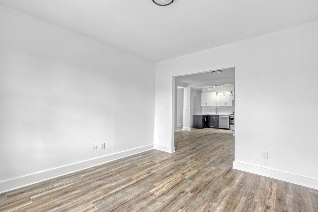 323 Midwood St - Photo 5