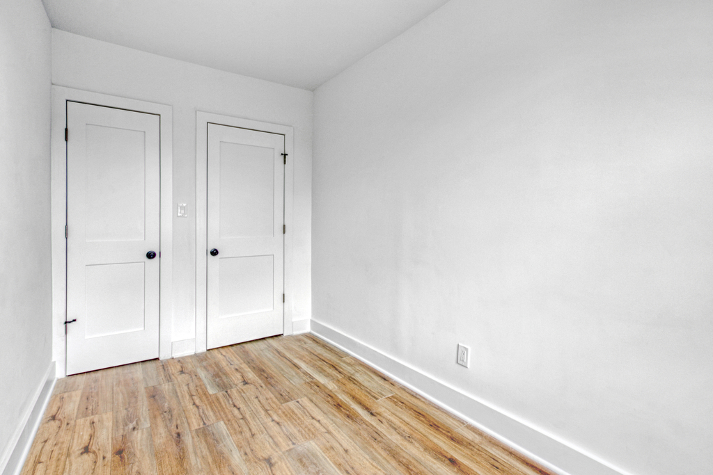 323 Midwood St - Photo 14