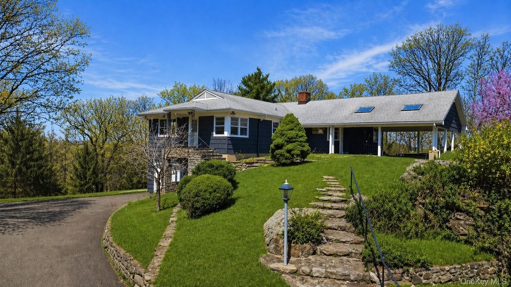 27 Allapartus Circle - Photo 0