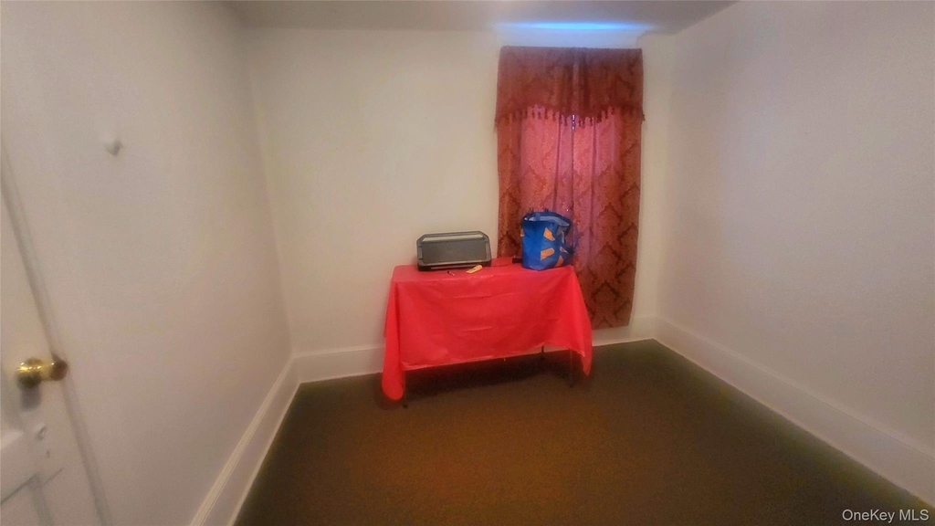 319 Mansion Street - Photo 3