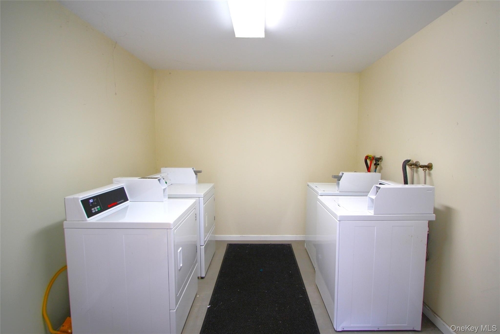 3115 Albany Post Road - Photo 9