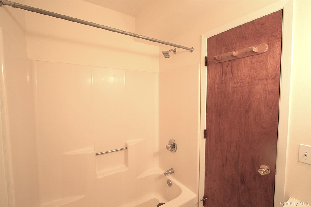3115 Albany Post Road - Photo 8