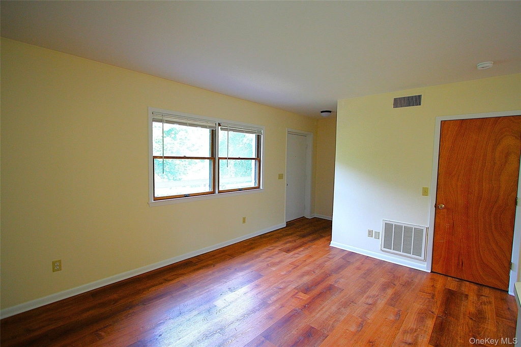 3115 Albany Post Road - Photo 1