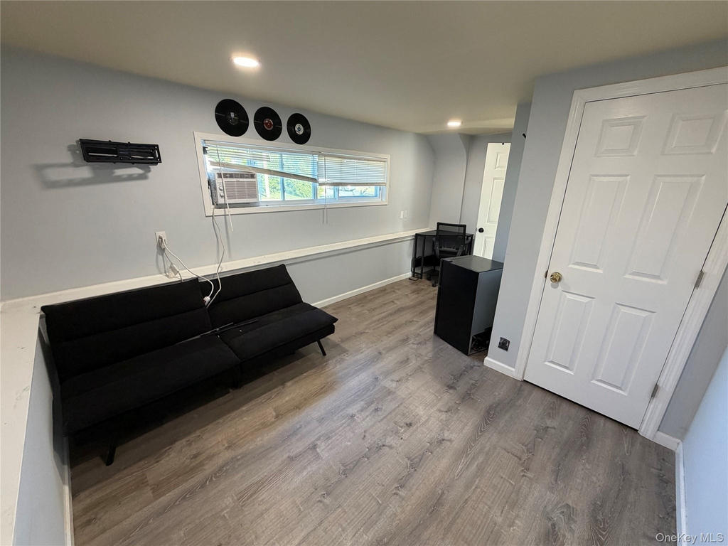 364 Broadway - Photo 6