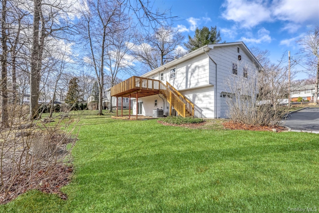 24 Gerke Avenue - Photo 2