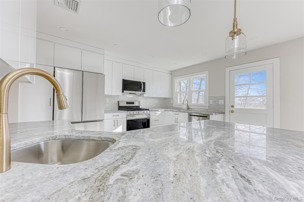 24 Gerke Avenue - Photo 10