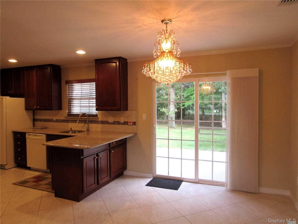 2702 Amen Corner - Photo 5