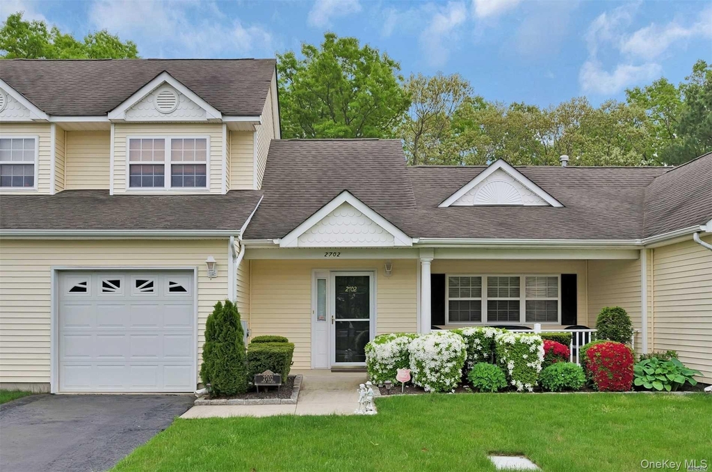 2702 Amen Corner - Photo 0