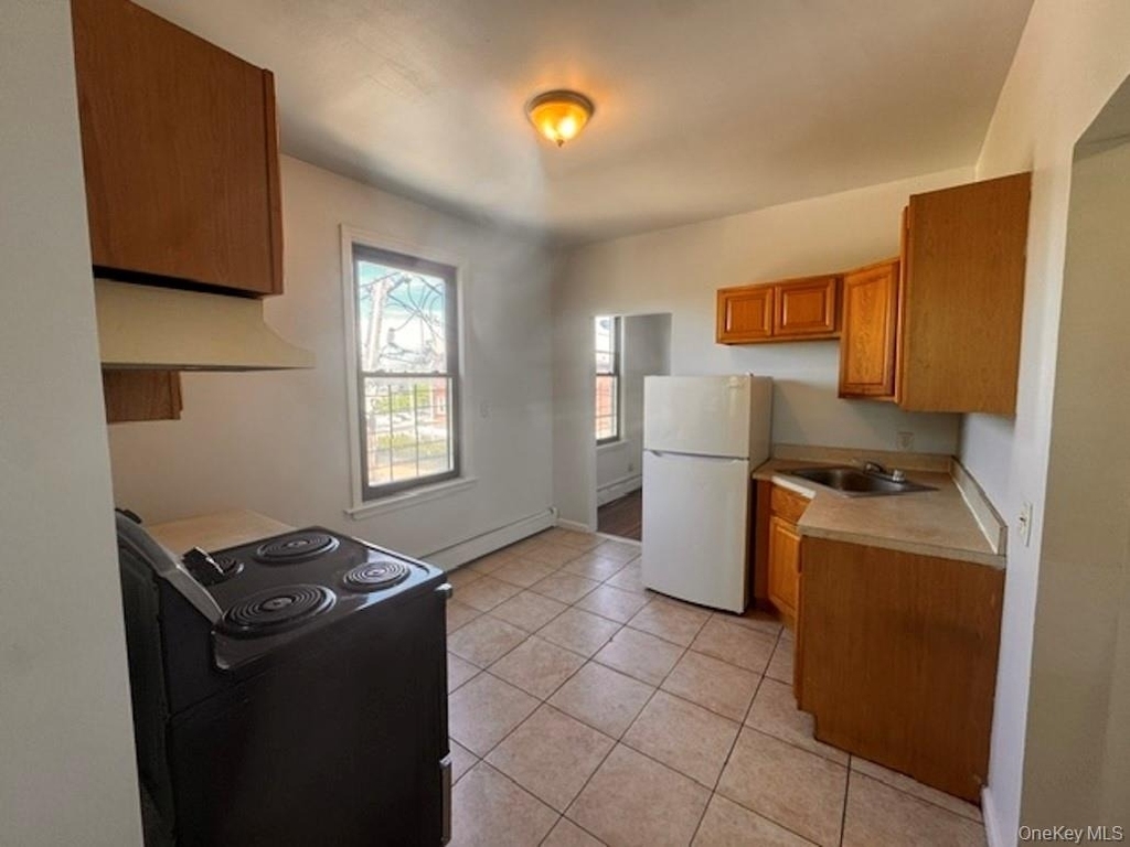 97 Waverly Street - Photo 0