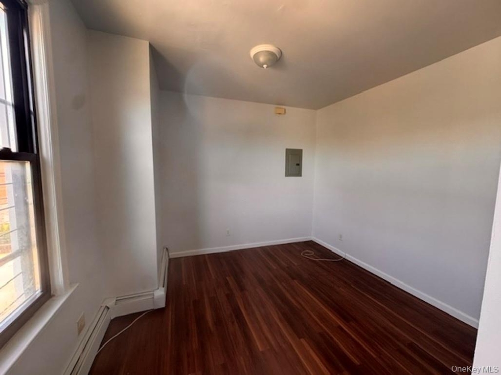 97 Waverly Street - Photo 2