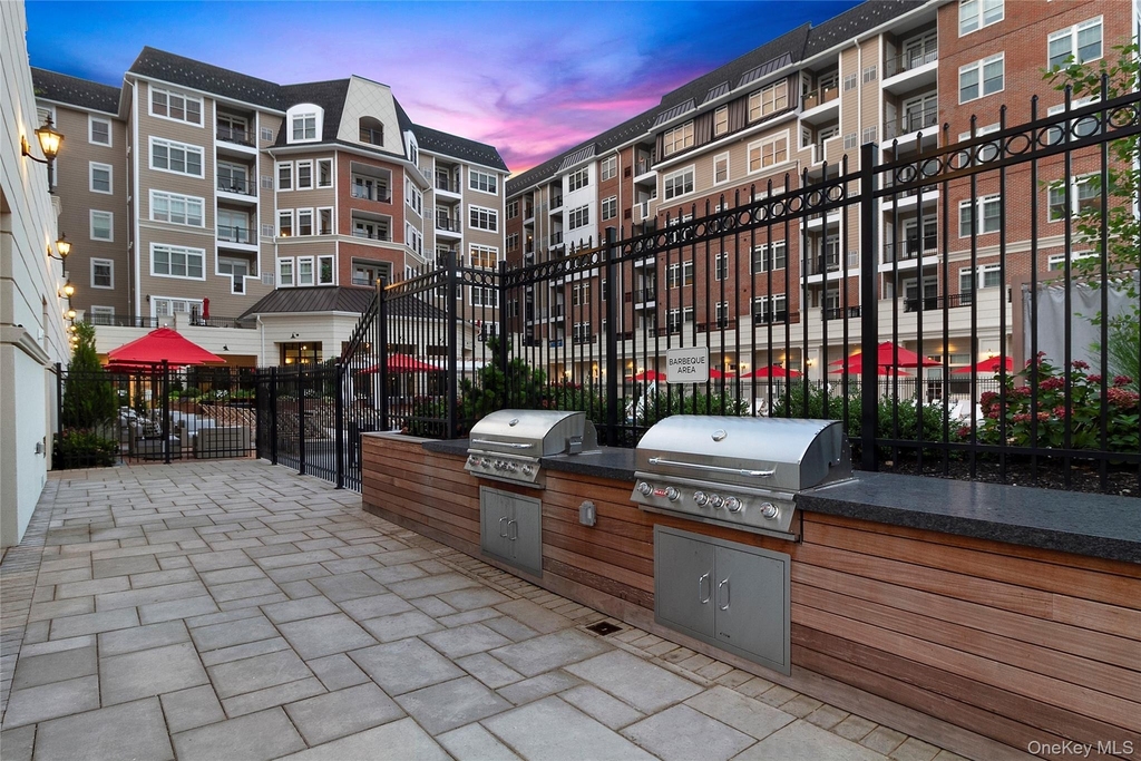 990 Corporate Drive - Photo 7