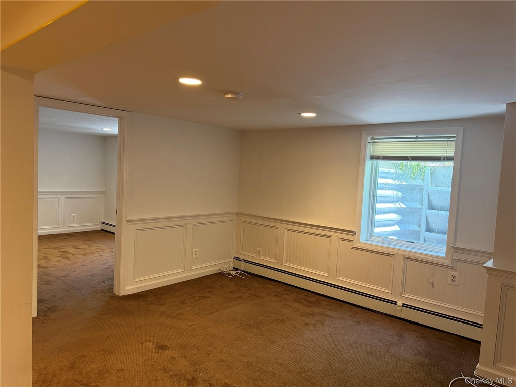 19 Laurel St - Photo 8