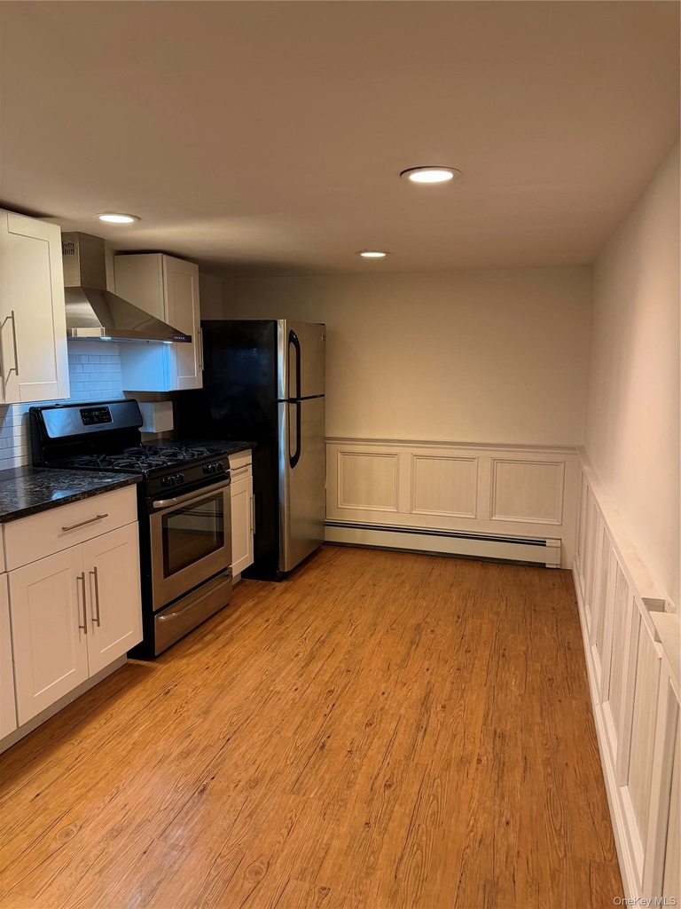 19 Laurel St - Photo 4