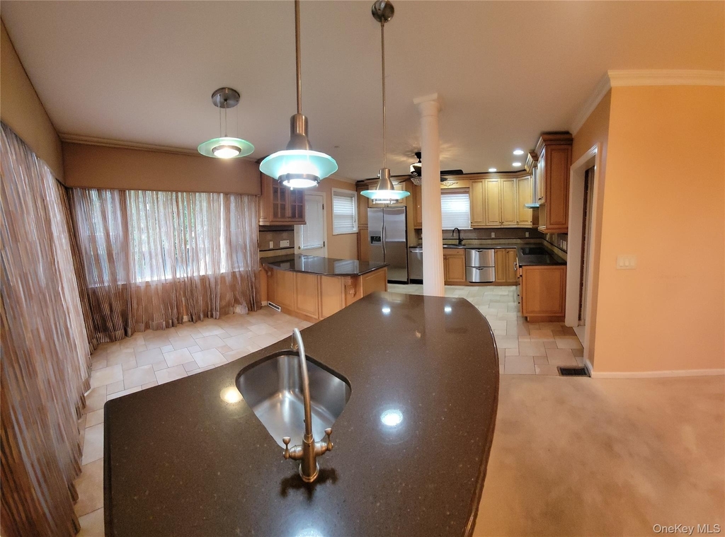 186-20 Troon Road - Photo 9