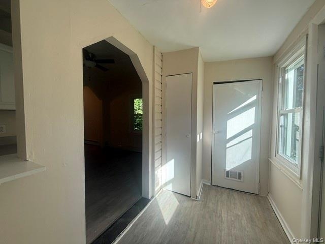 1 Scotts Way - Photo 3