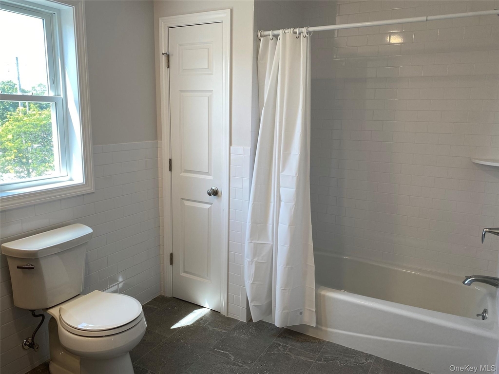 120 E Central Avenue - Photo 15