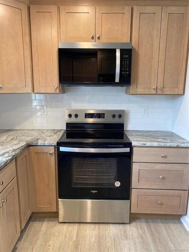 120 E Central Avenue - Photo 5