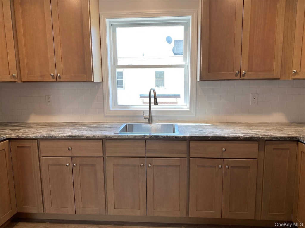 120 E Central Avenue - Photo 6