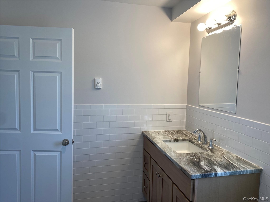 120 E Central Avenue - Photo 17