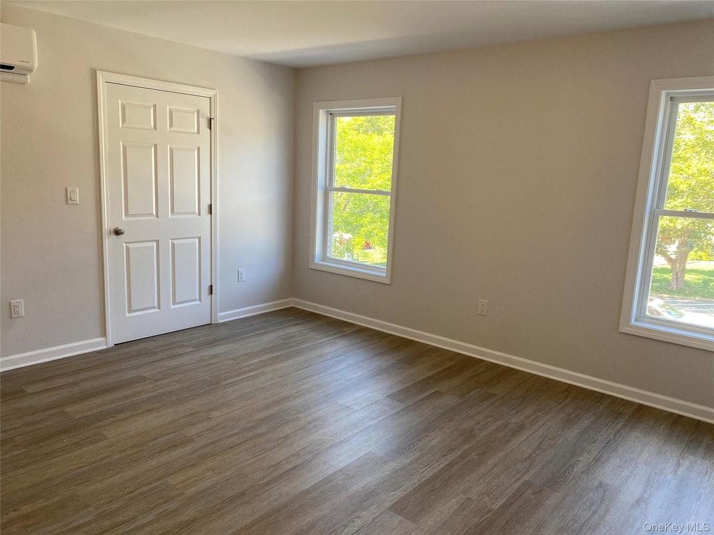 120 E Central Avenue - Photo 11