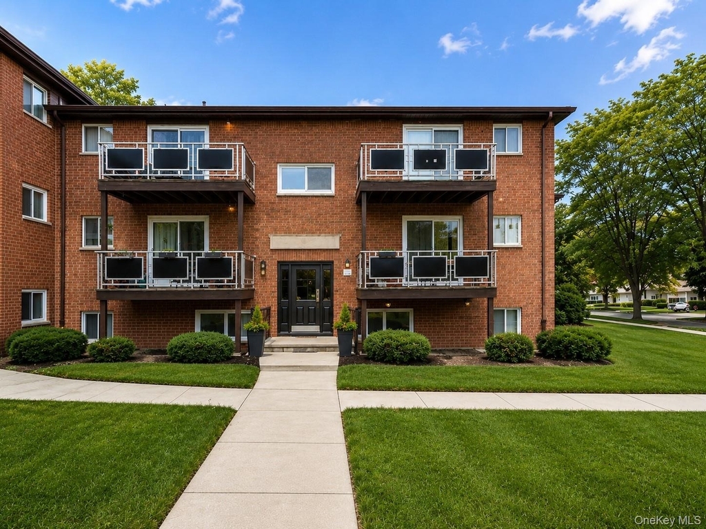 16 Tanager Road - Photo 1