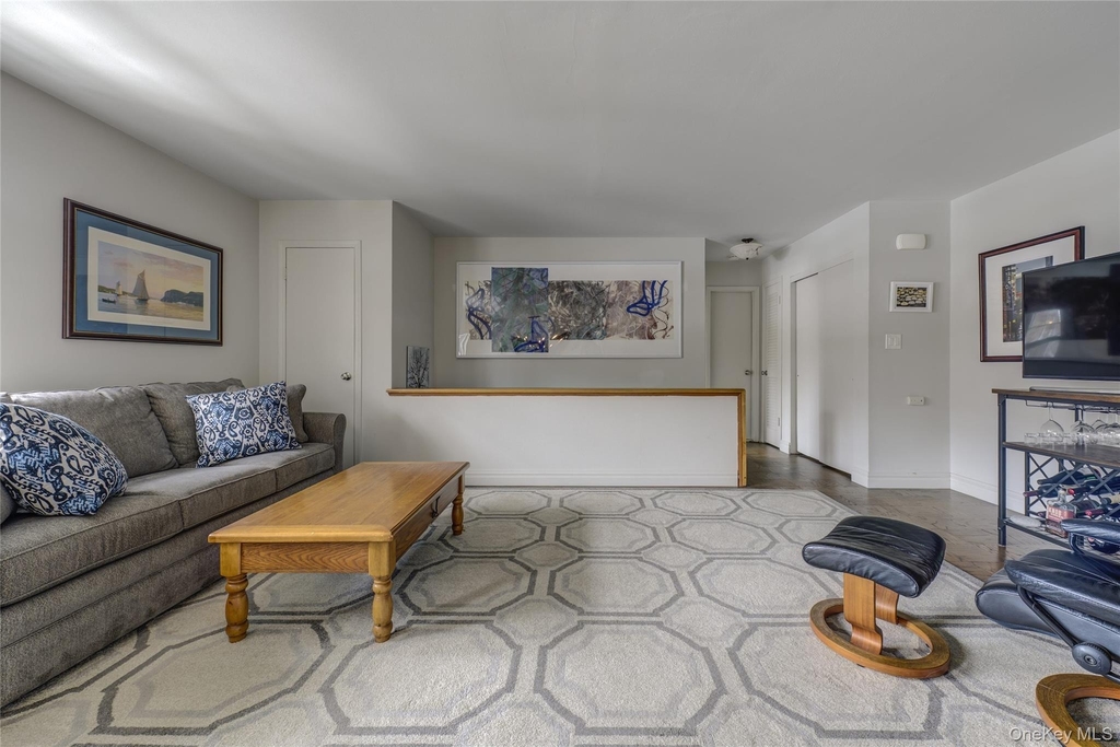 1 Anchorage Lane - Photo 3