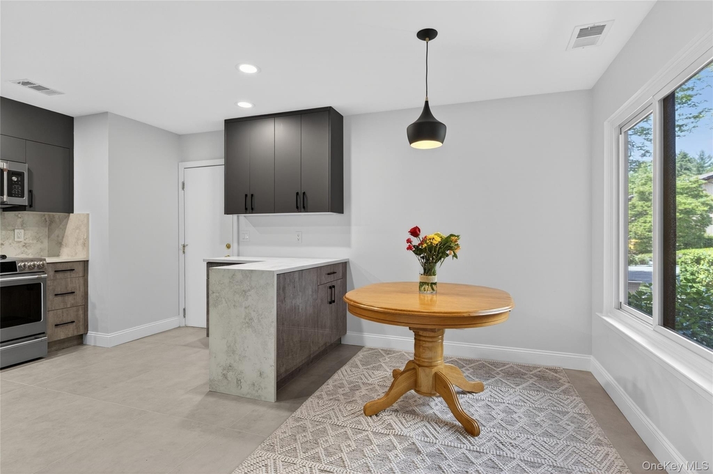 60 Wimbledon Drive - Photo 15