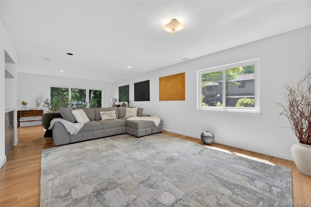 60 Wimbledon Drive - Photo 10