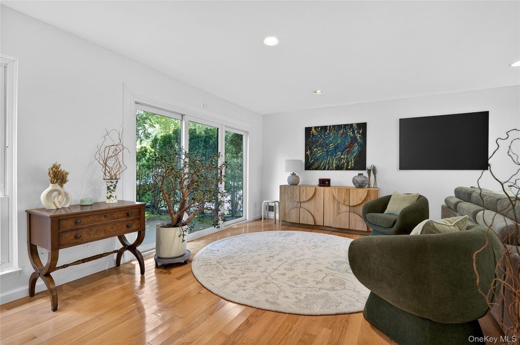 60 Wimbledon Drive - Photo 9