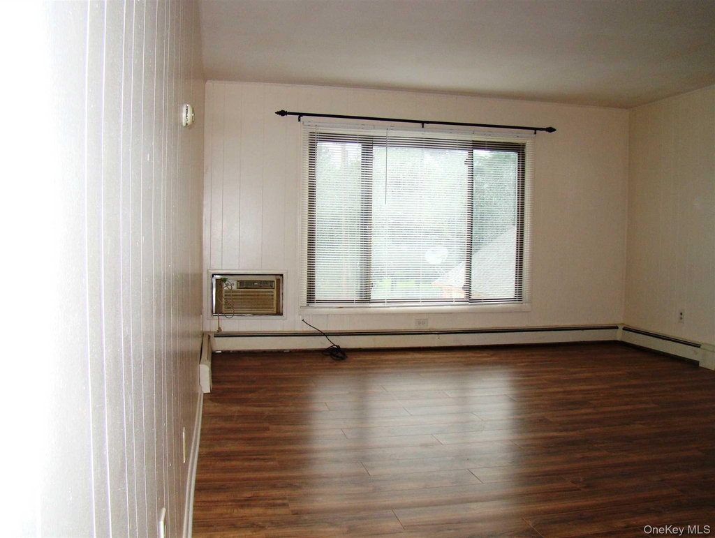 349 Hooker Avenue - Photo 1