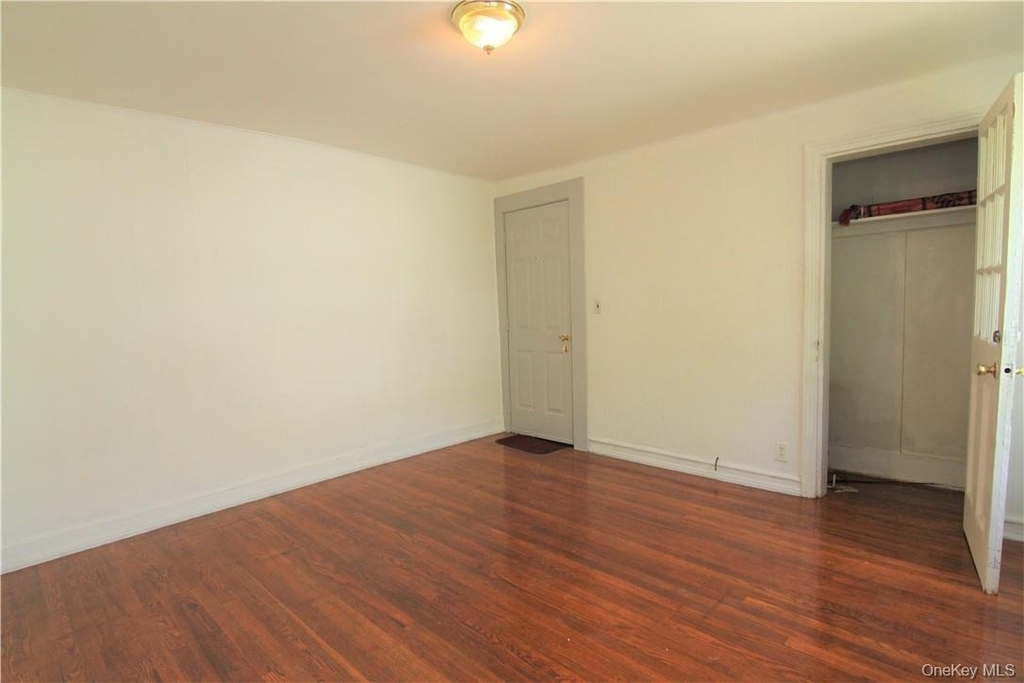 119 High Street - Photo 9