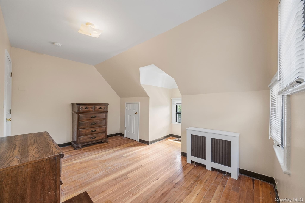 176 Colonial Parkway - Photo 15