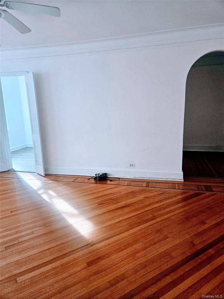 1 Broad Parkway - Photo 3