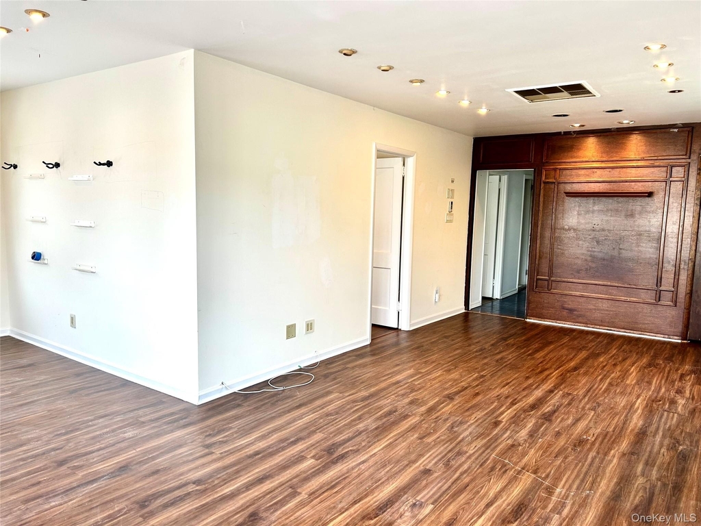 105 Ohio Avenue - Photo 4