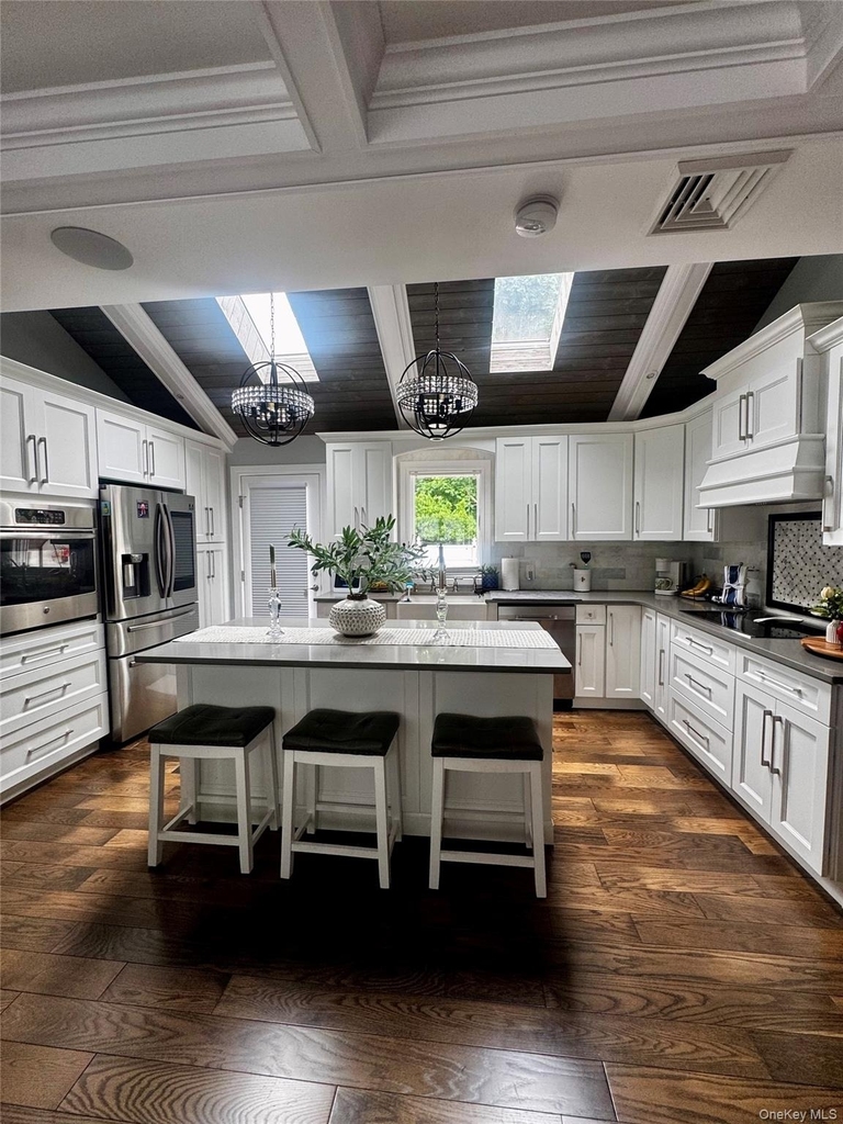 59 Taylor Avenue - Photo 2