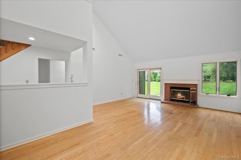 605 Heritage Hills - Photo 8