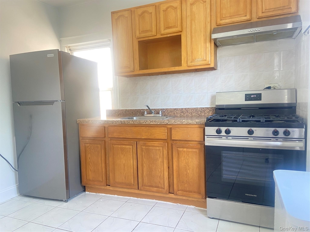 148-42 87th Avenue - Photo 0