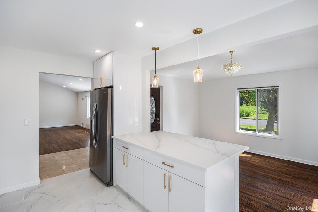 372 Heathcote Road - Photo 5