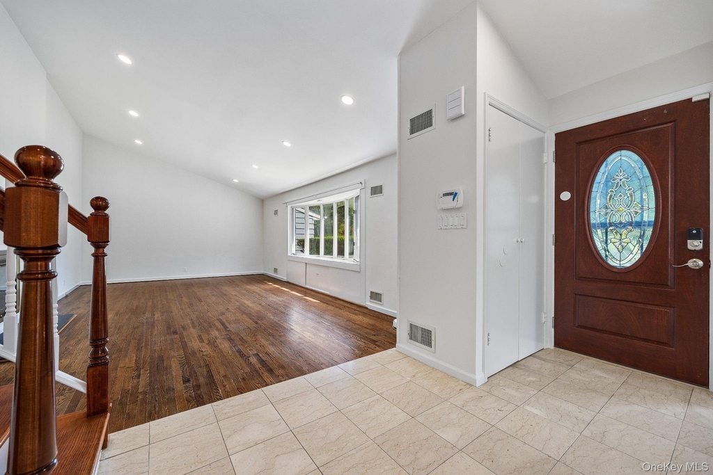 372 Heathcote Road - Photo 1