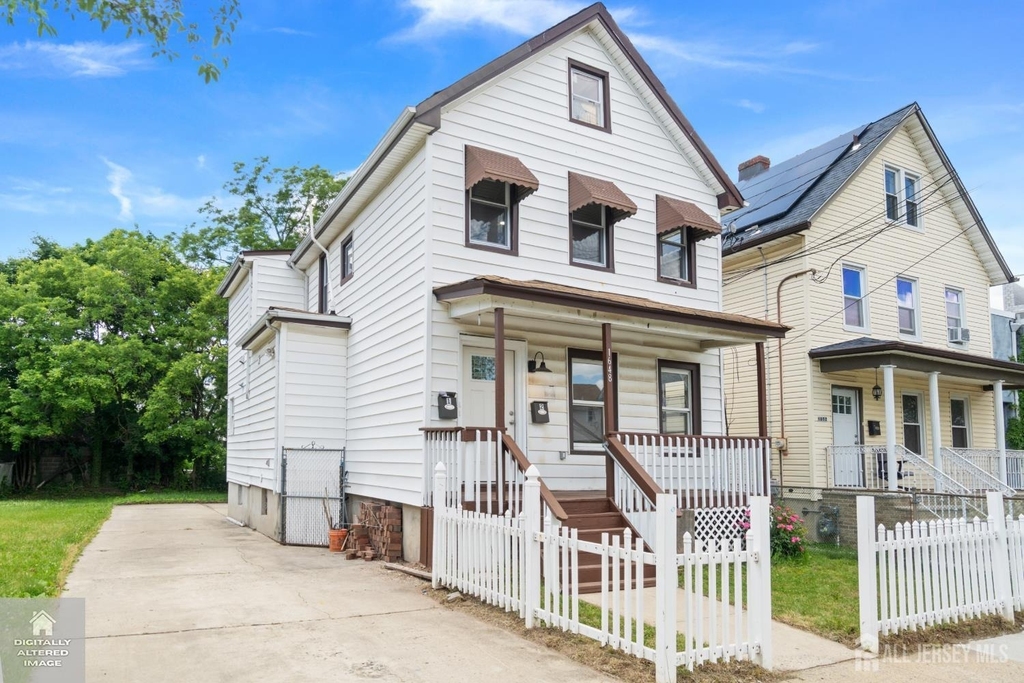1648 Essex Street - Photo 0