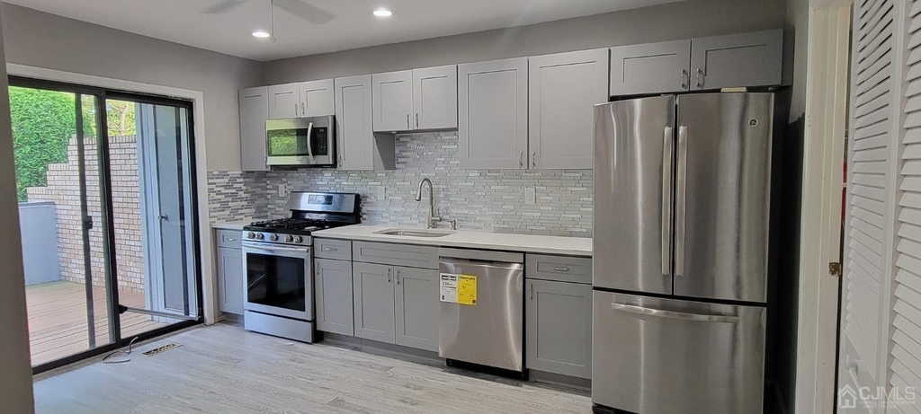 44 Peachtree Court - Photo 2