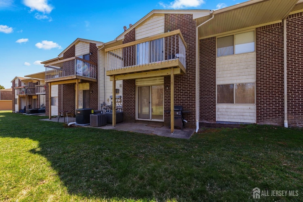 1807 Muriel Court - Photo 7