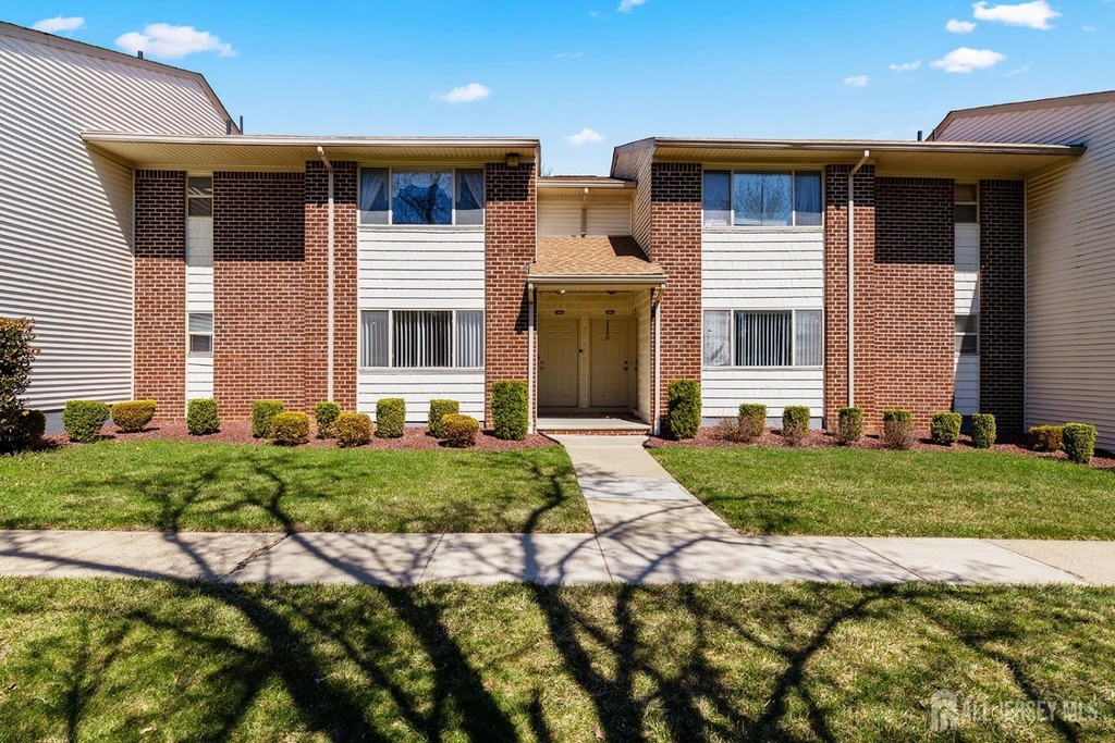 1807 Muriel Court - Photo 15